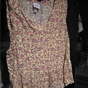 Knox Rose Yellow Floral V-Neck Sleeveless Camisole